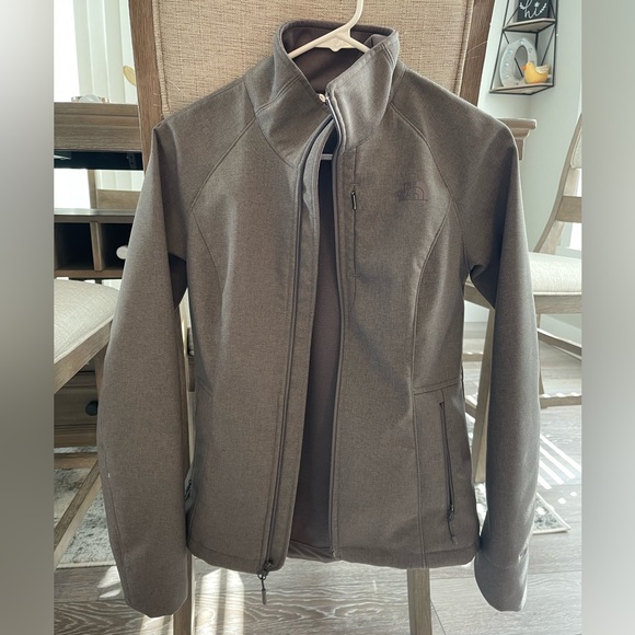Small North Face jacket - Picture 5 of 5